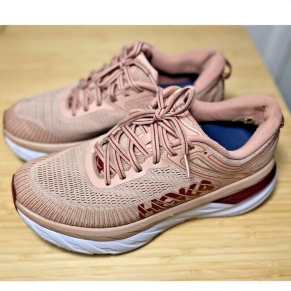 Hoka One One Bondi 7 Misty Rose Pink Cordovan White Running Shoes Women's Sz 8.5